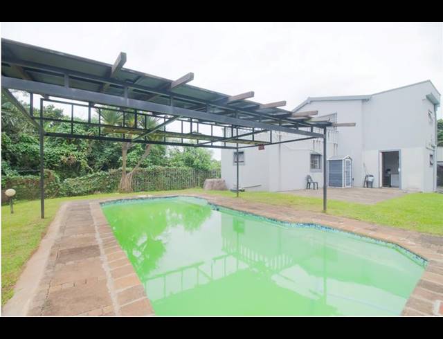 4 BEDROOM HOUSE FOR SALE IN THREE HILLS